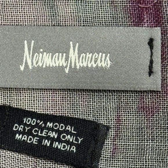 Neiman Marcus Pink and Gray Modal Scarf - Picture 4 of 6